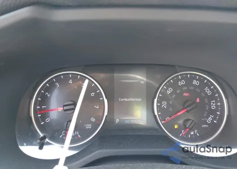 2019 Toyota Rav4 Xle z USA, uszkodzony, nr VIN JTMW1RFV0KD509631